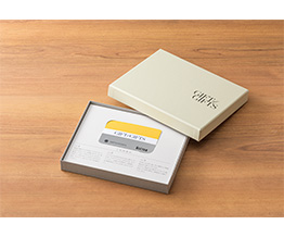 �y���ӍՉ��i�z�c�O�~ �R�[�X