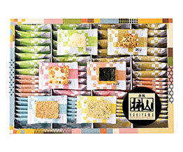 ���E��E������ *